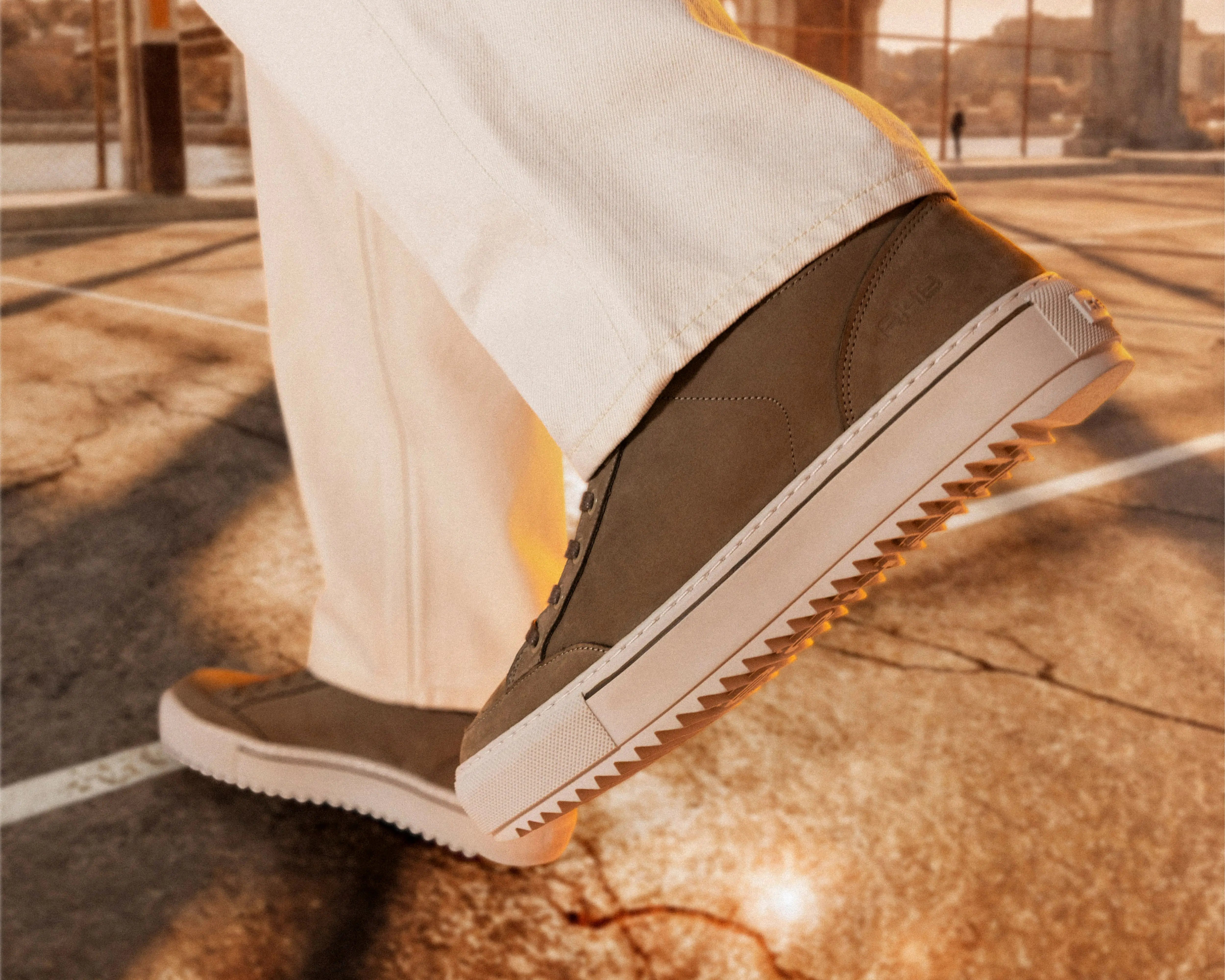 Craig Nub | Taupe sneaker REHAB Footwear