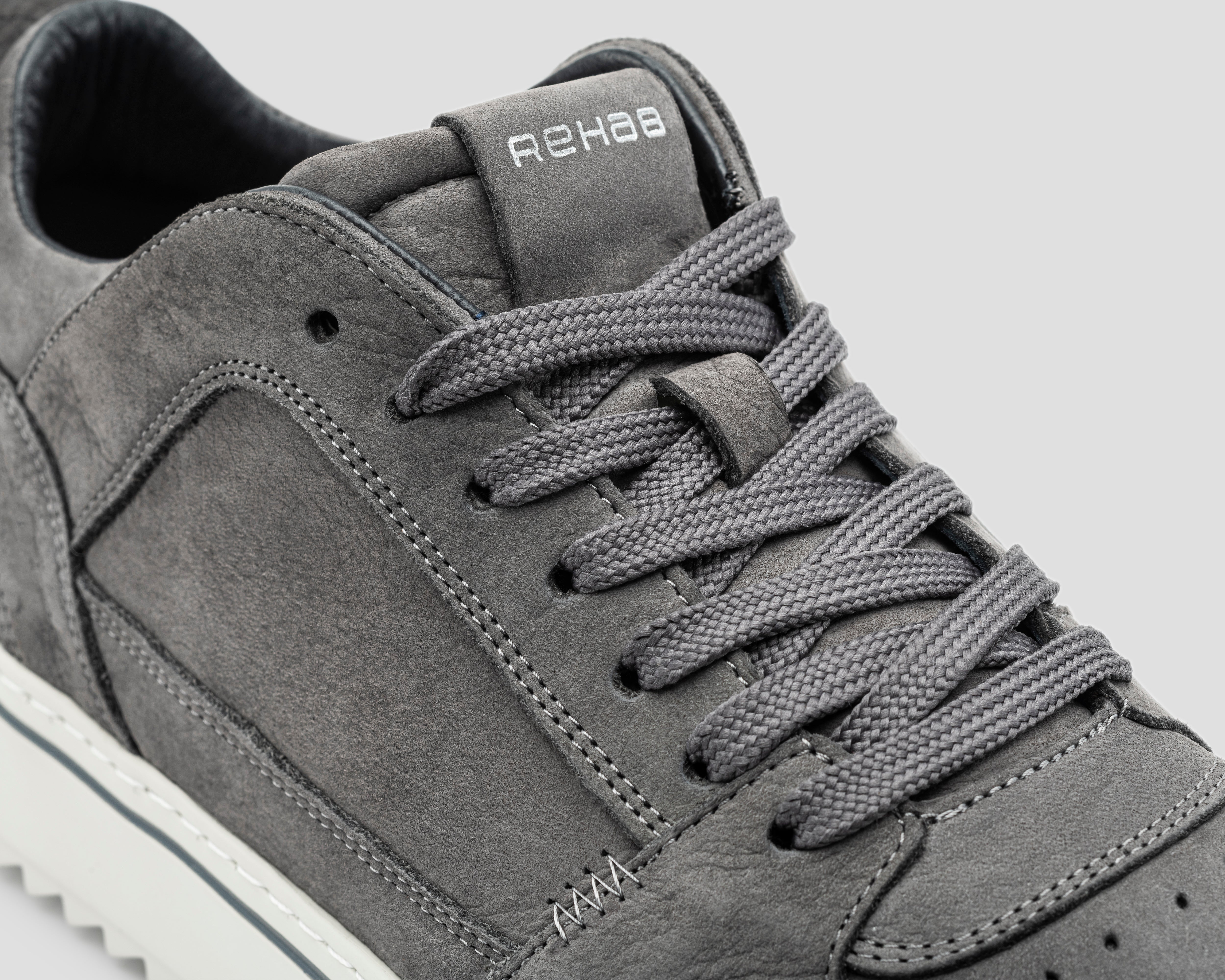 Creon Nub | Donkergrijze sneaker REHAB Footwear
