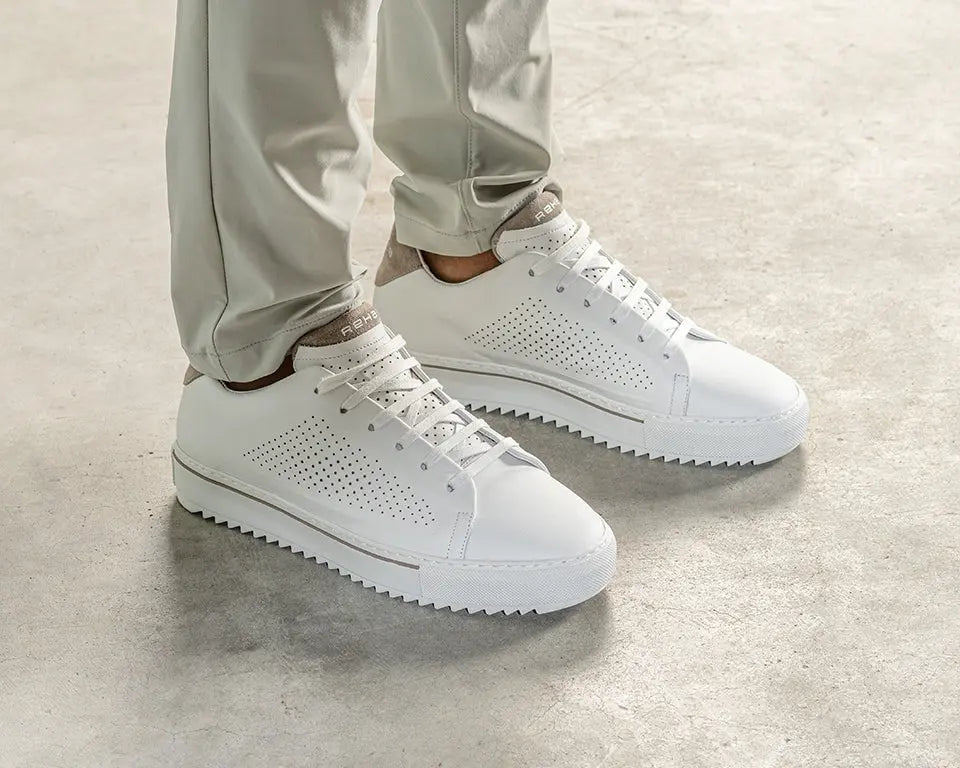 Cruz | Wit-zandkleurige sneakers REHAB Footwear