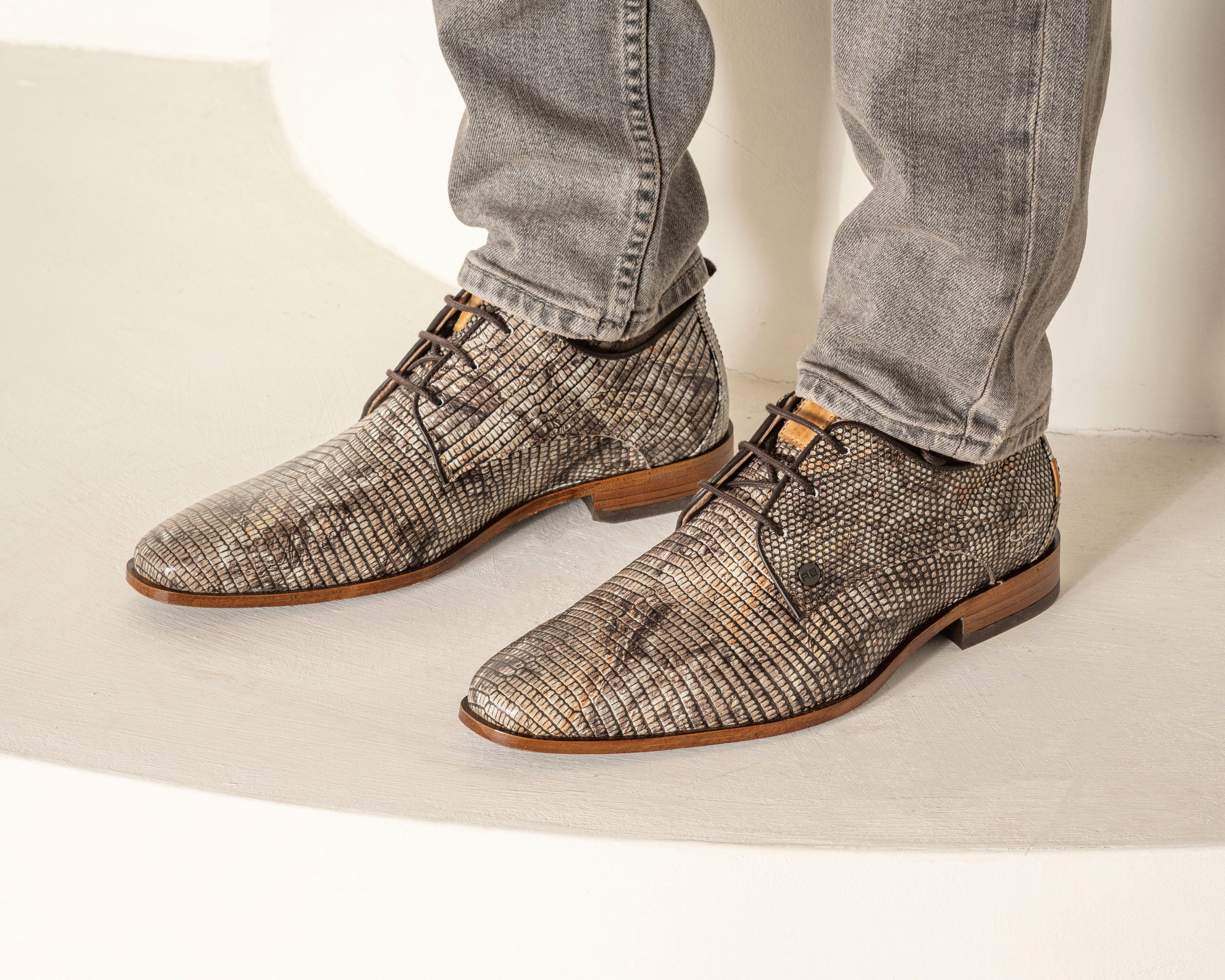 Greg Marble | Zandkleurige nette schoenen REHAB Footwear