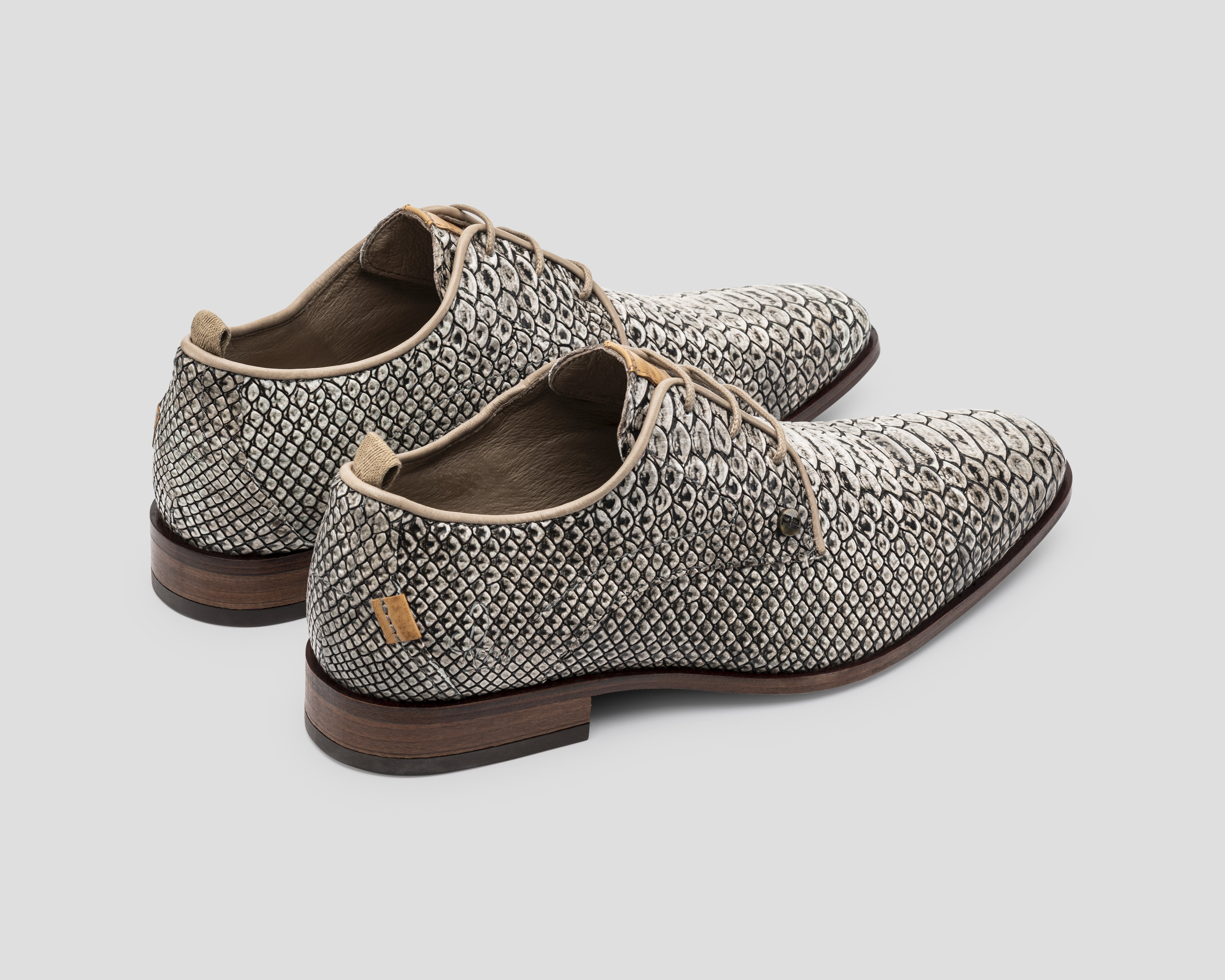 Greg Sculp | Zandkleurige nette schoenen REHAB Footwear