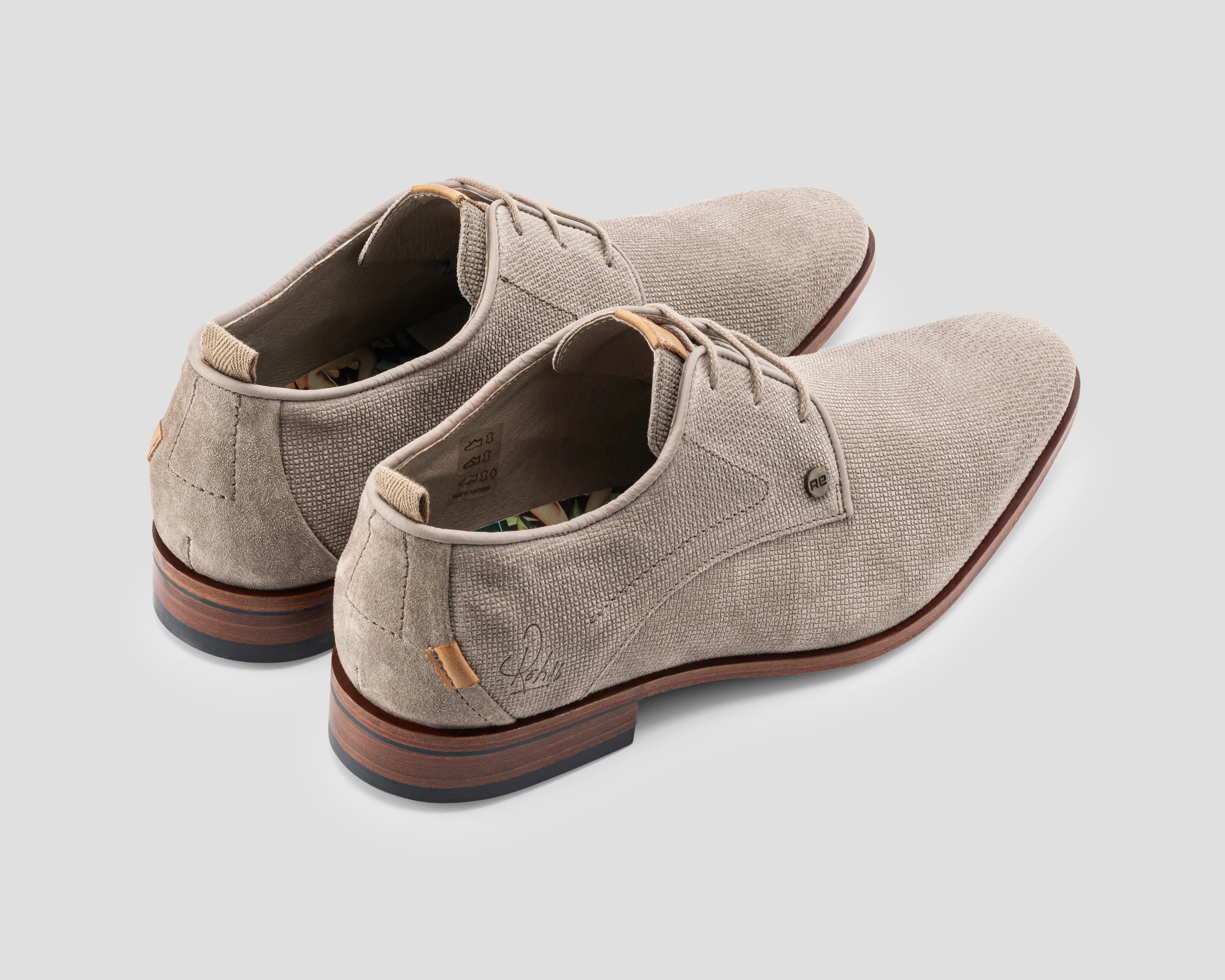 Greg Wall Sue | Zandkleurige nette schoenen REHAB Footwear