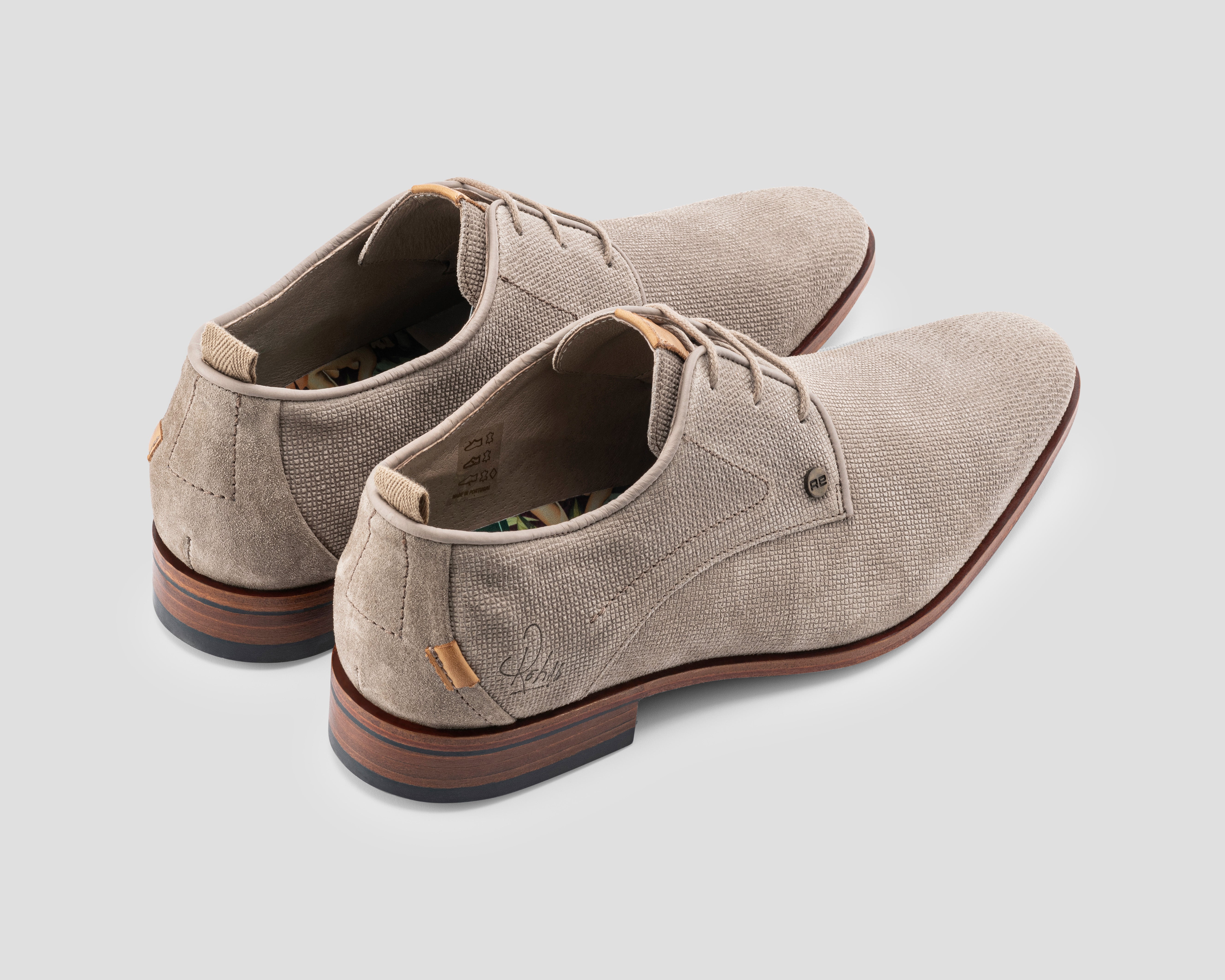 Greg Wall Sue | Zandkleurige nette schoenen REHAB Footwear