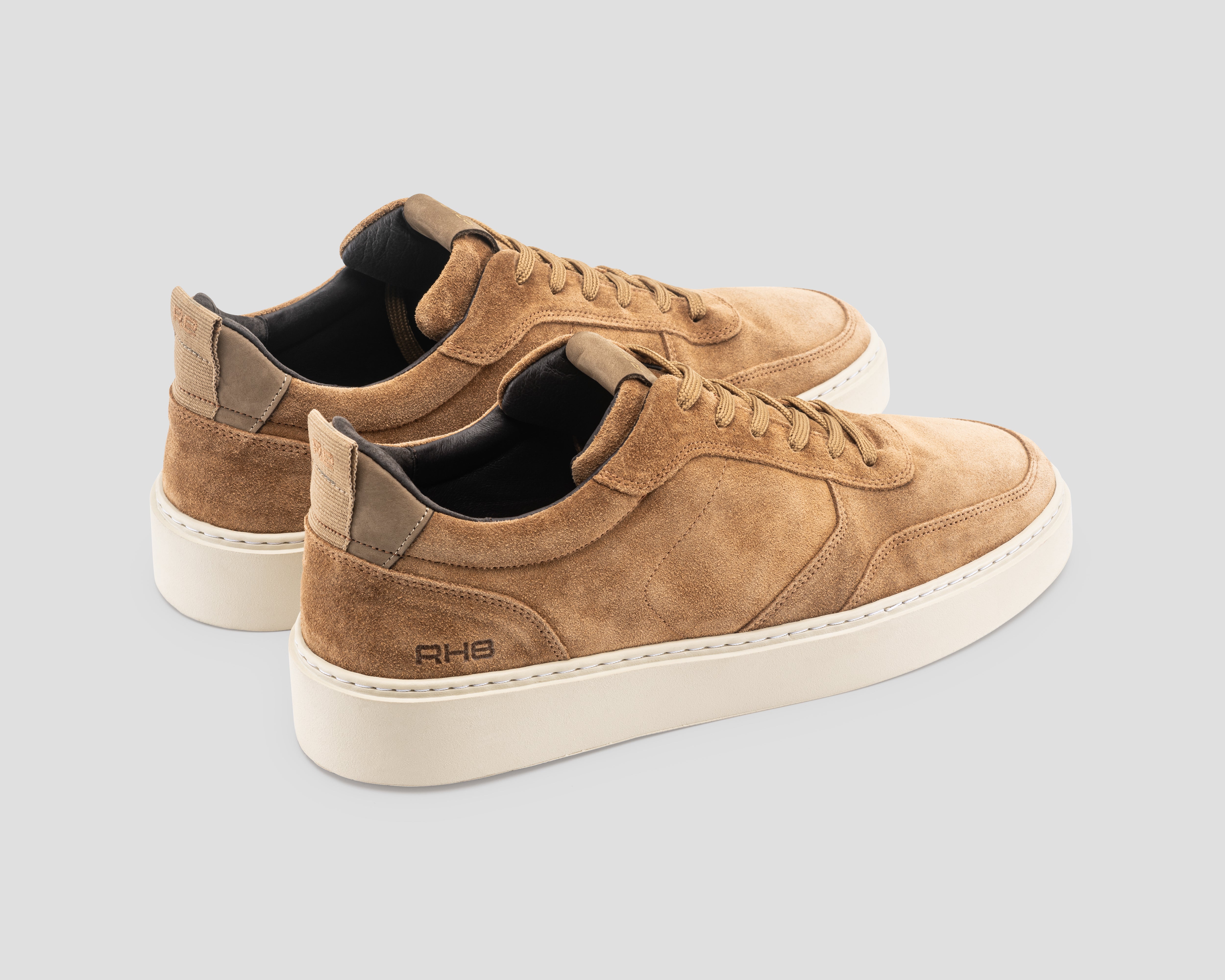 Oliver Sue | Camelkleurige sneaker REHAB Footwear