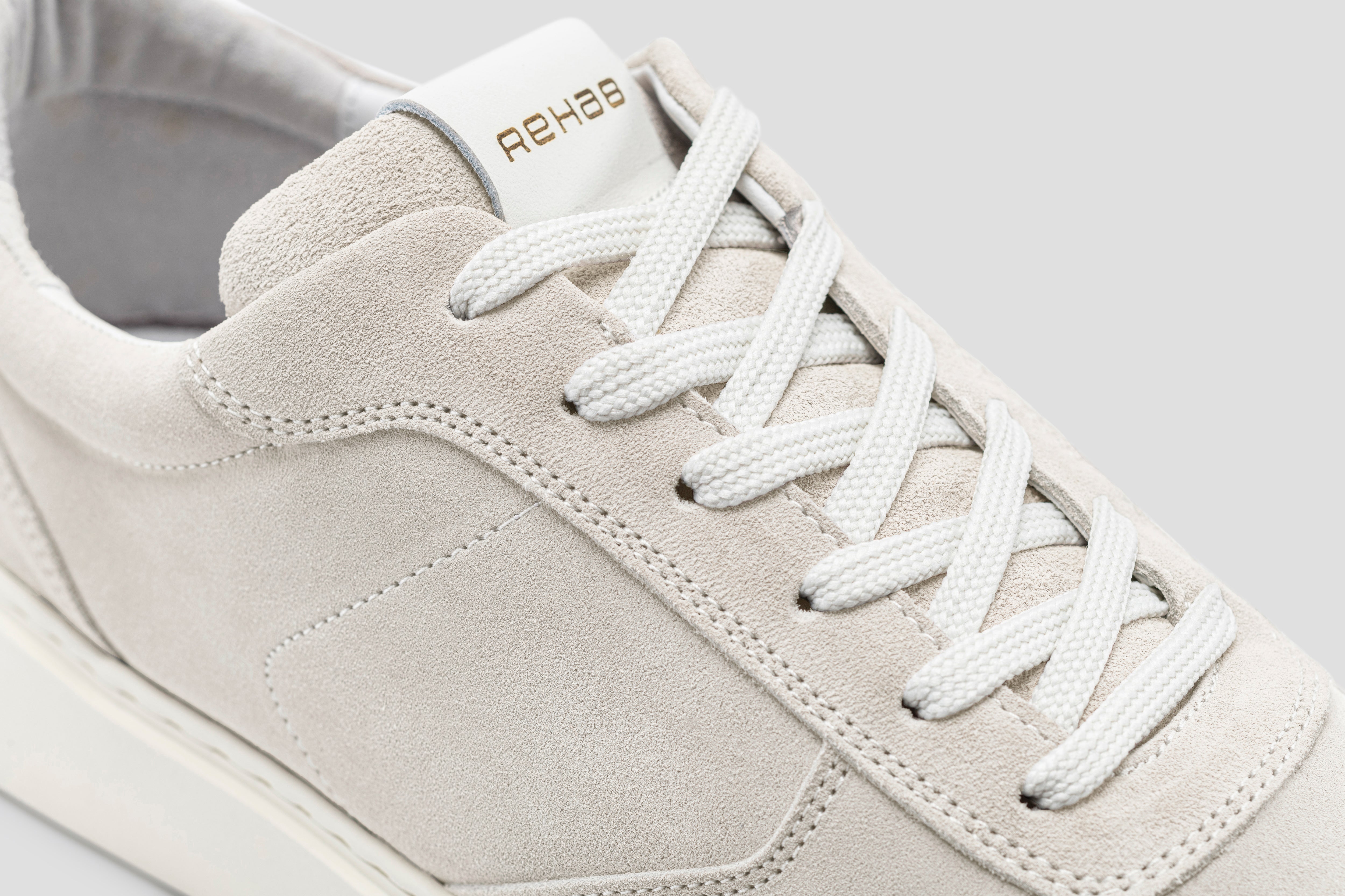 Oliver Sue | Off-white sneaker REHAB Footwear