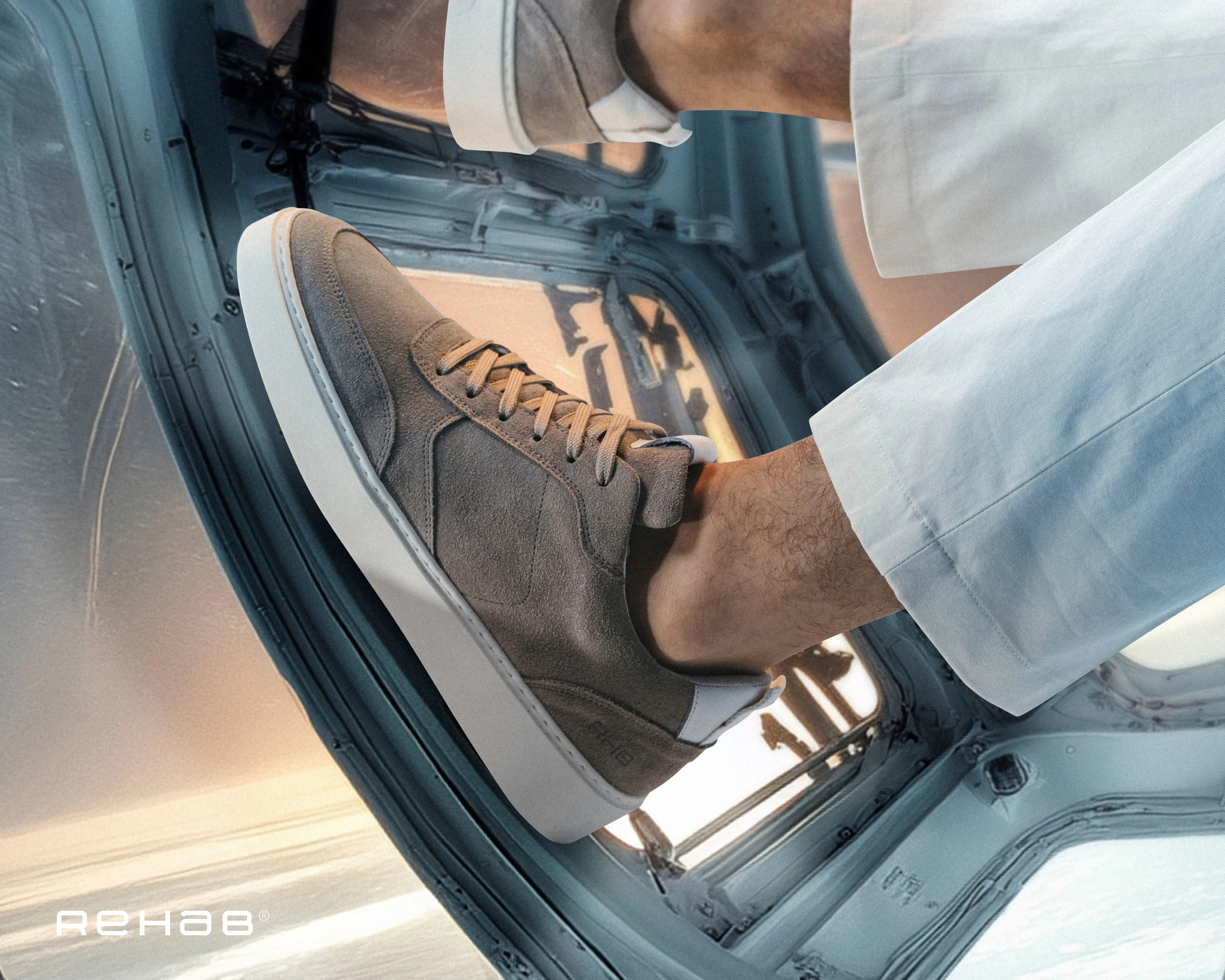 Oliver Sue | Taupe sneaker REHAB Footwear