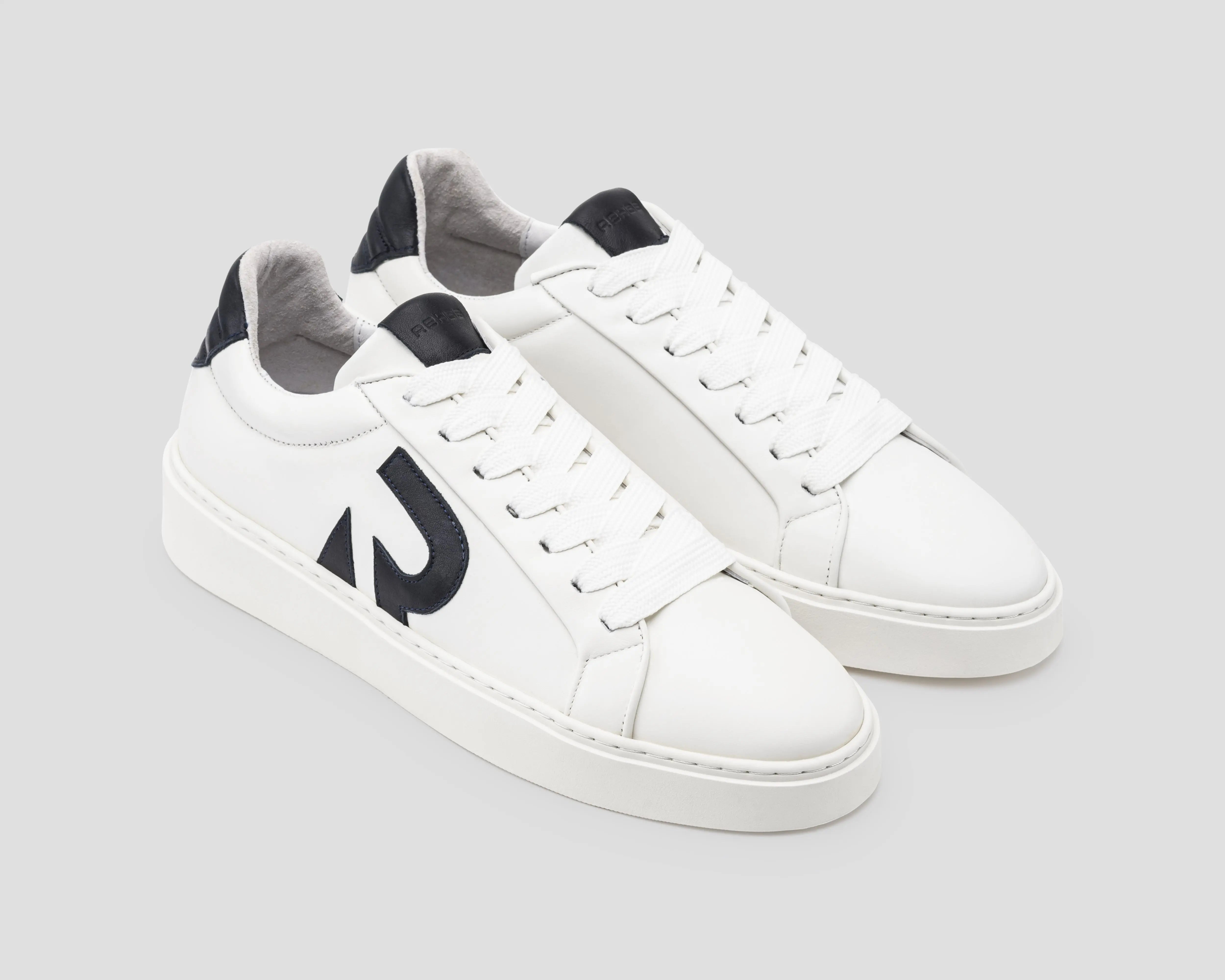 Otis Lthr | Wit-blauwe sneaker REHAB Footwear