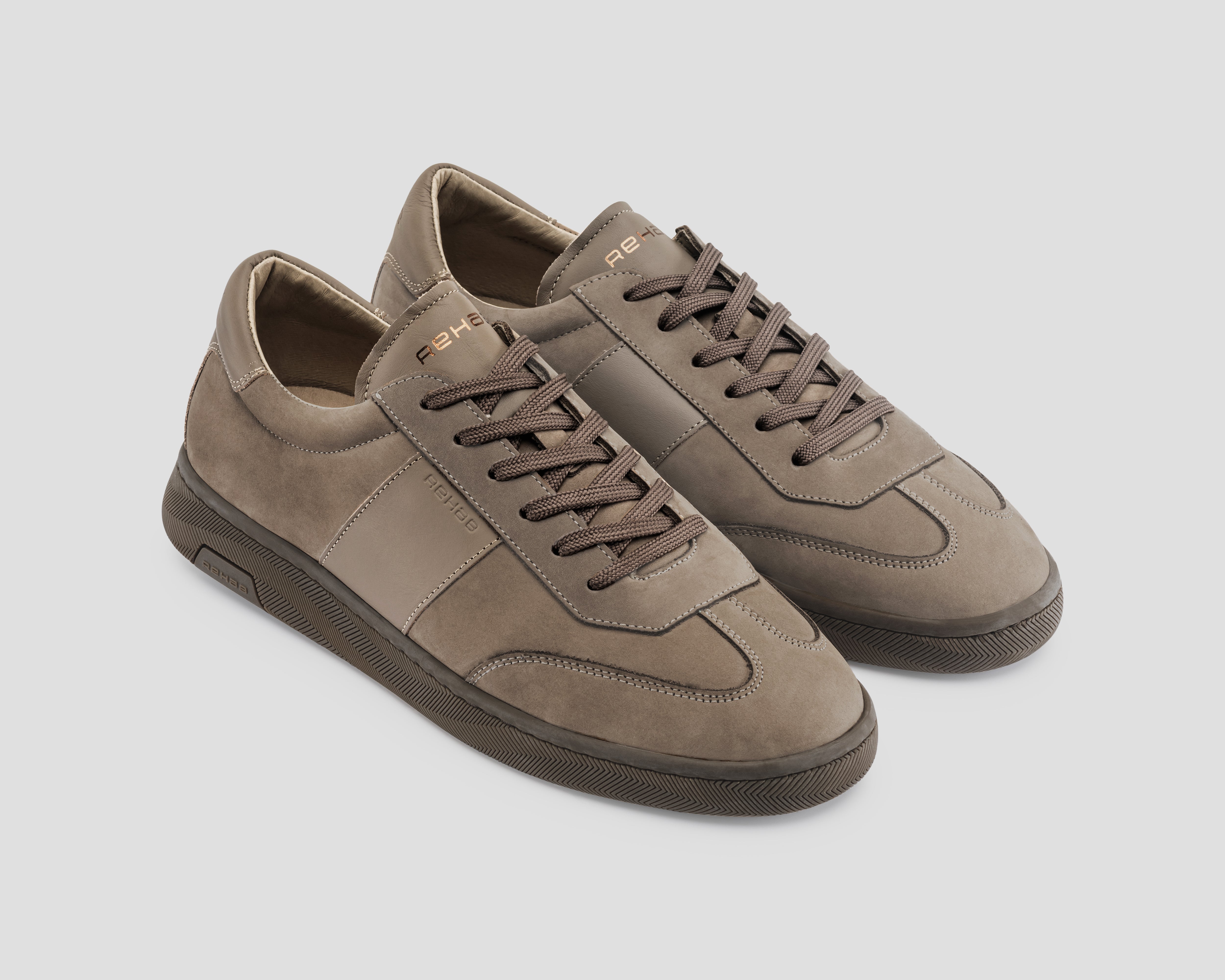Zack Nub Lthr | Zandkleurige sneaker REHAB Footwear