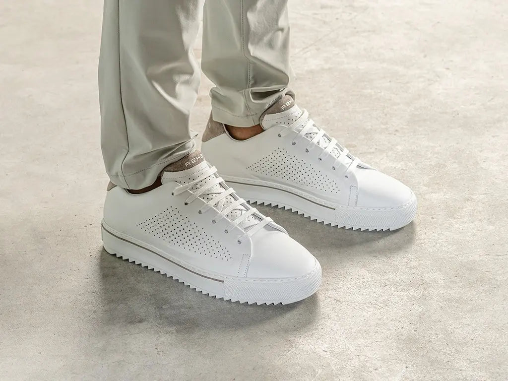 Cruz | Wit-zandkleurige sneakers REHAB Footwear