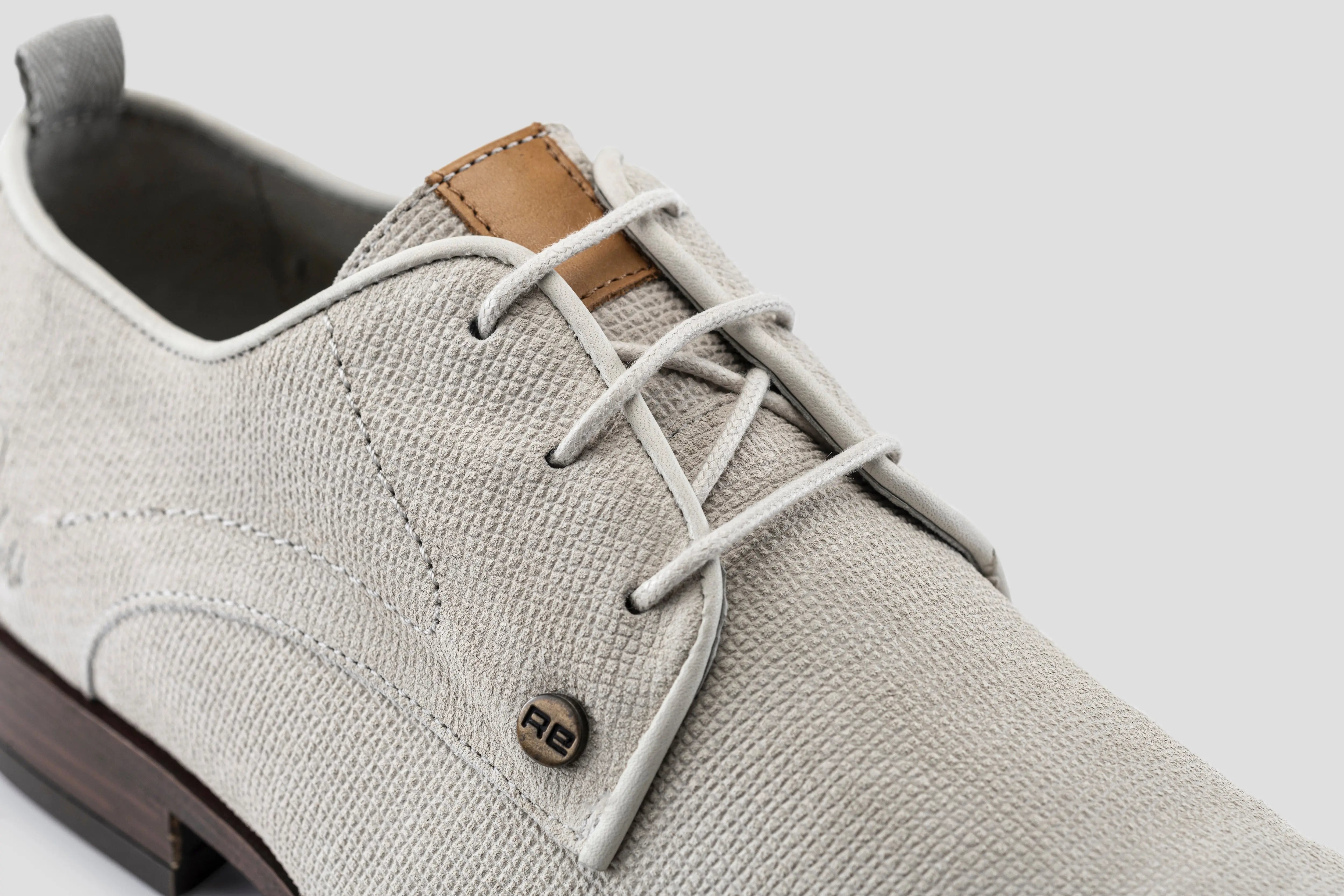 Greg Wall Sue | Off-white nette schoenen REHAB Footwear