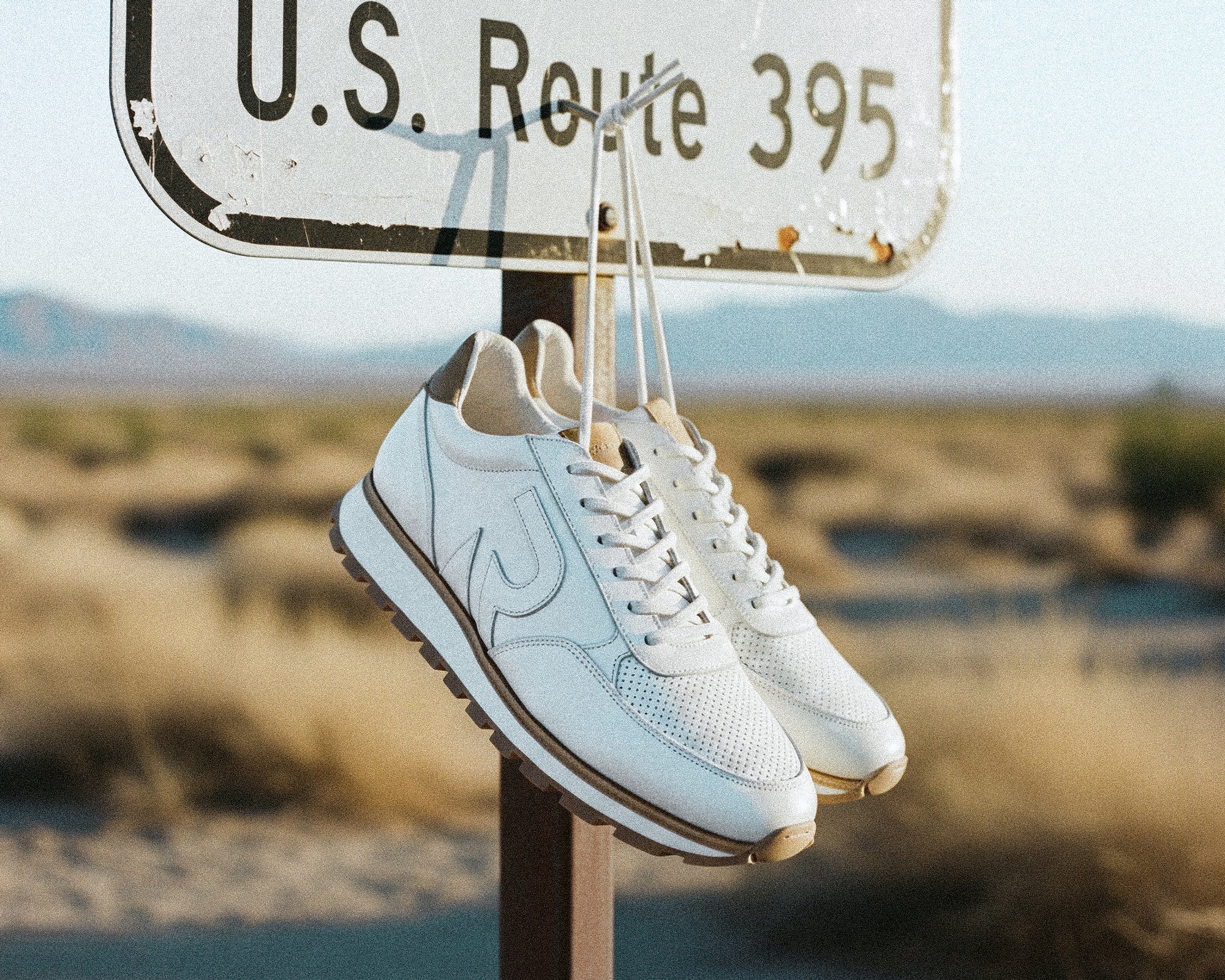 Maddox Lthr | Wit-zand sneaker REHAB Footwear